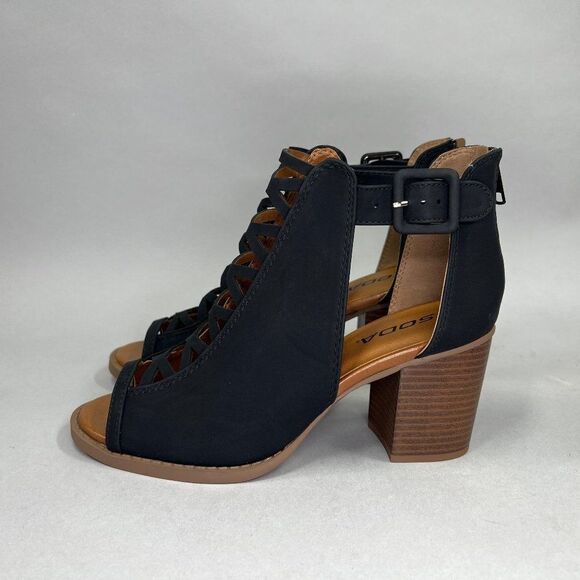 Soda Women's Size 8.5 Black Peep Toe‎ Ankle Boots - Picture 4 of 10